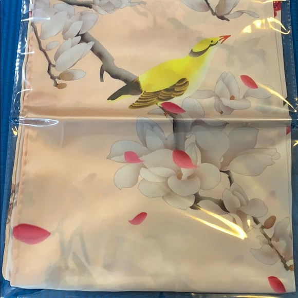 Silk scarf - Picture 2 of 3